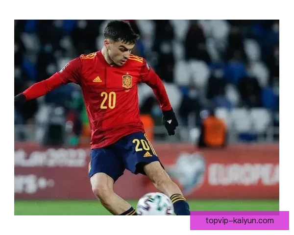 佩德里获评欧冠最佳年轻球员，状态持续提升引人关注