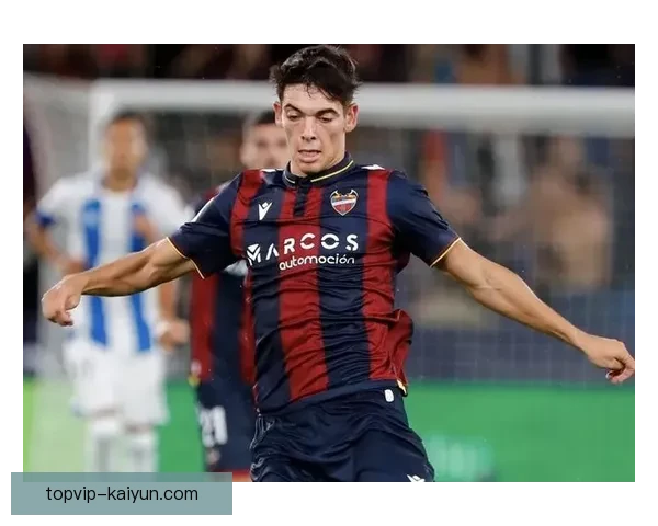 巴尔德左后卫表现稳健，潜力值得关注