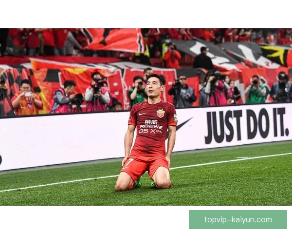 武磊在海港的表现稳定，近期状态回暖，值得关注。